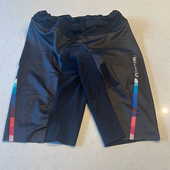 Garneau course women’s cycling shorts size large. Great brand excellent shape. - Picture 1 of 11